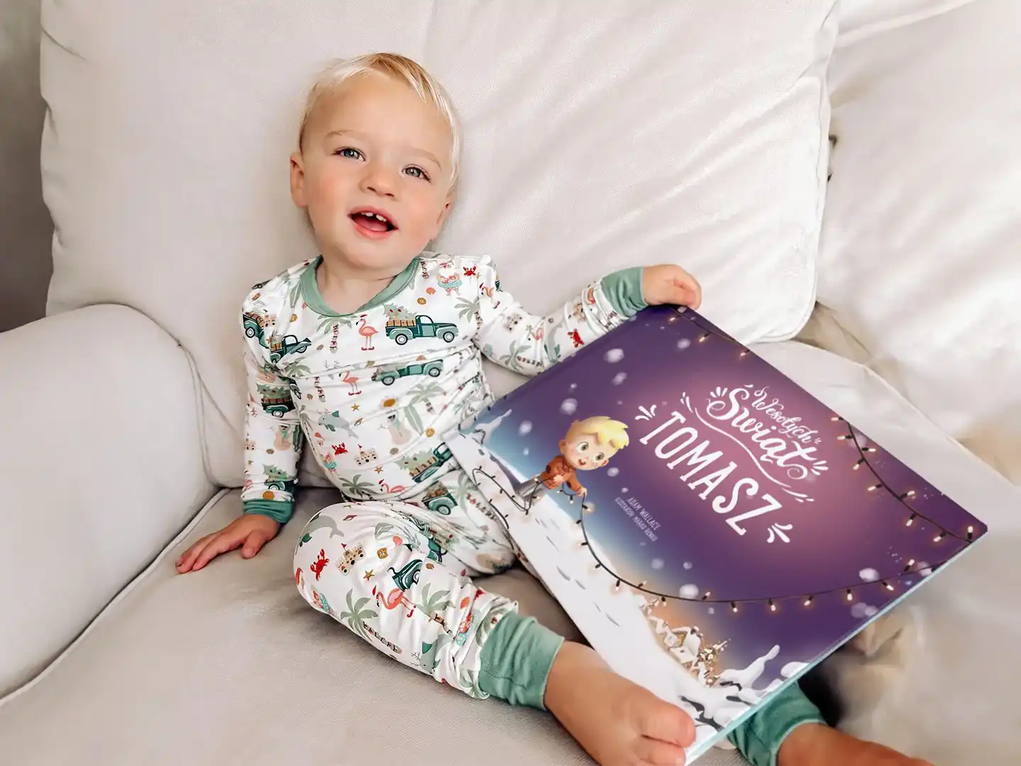 Ilustracja ze spersonalizowanej książki bożonarodzeniowej, która jest wspaniałym prezentem dla dzieci w każdym wieku.